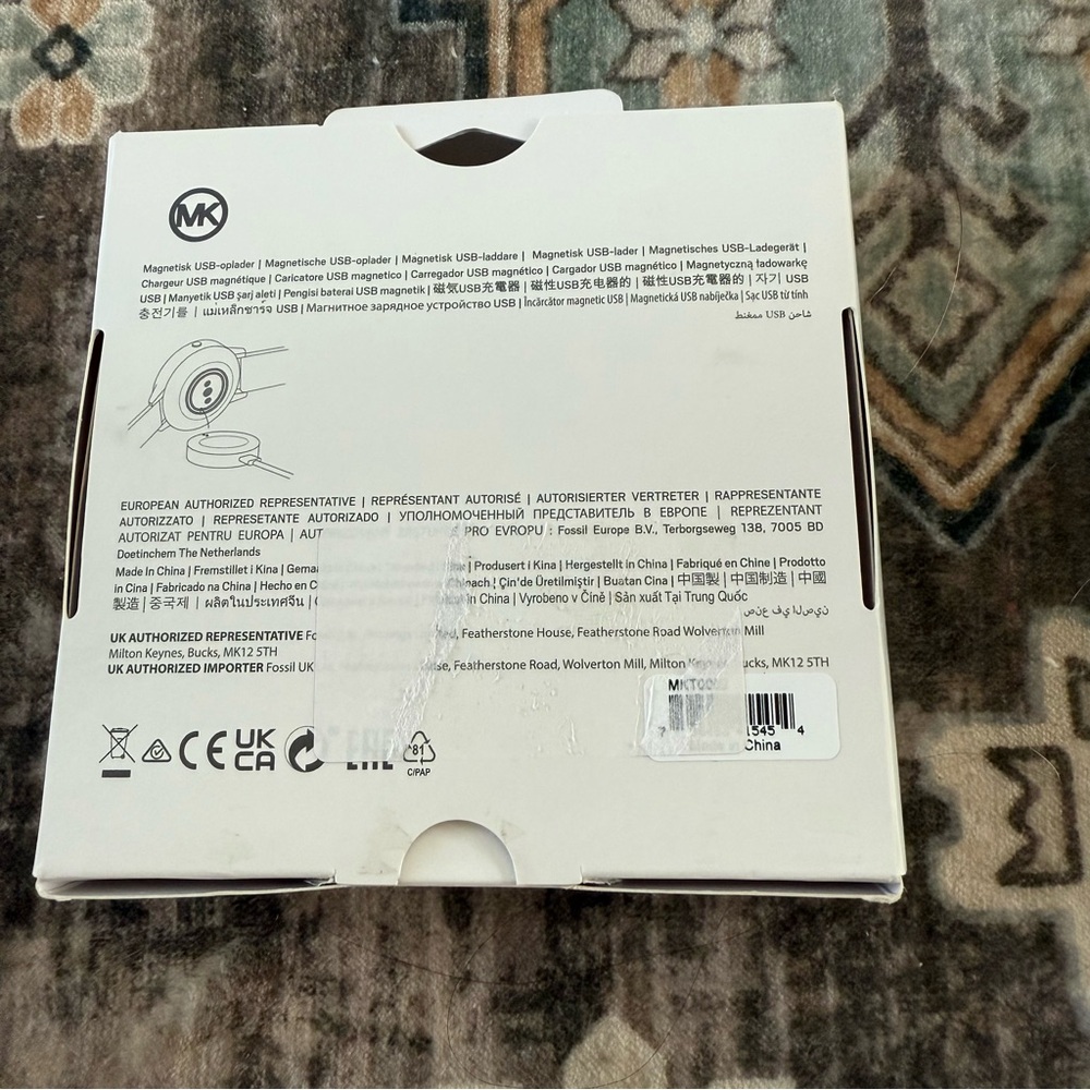 Michael Kors smart watch charger - Picture 2 of 2